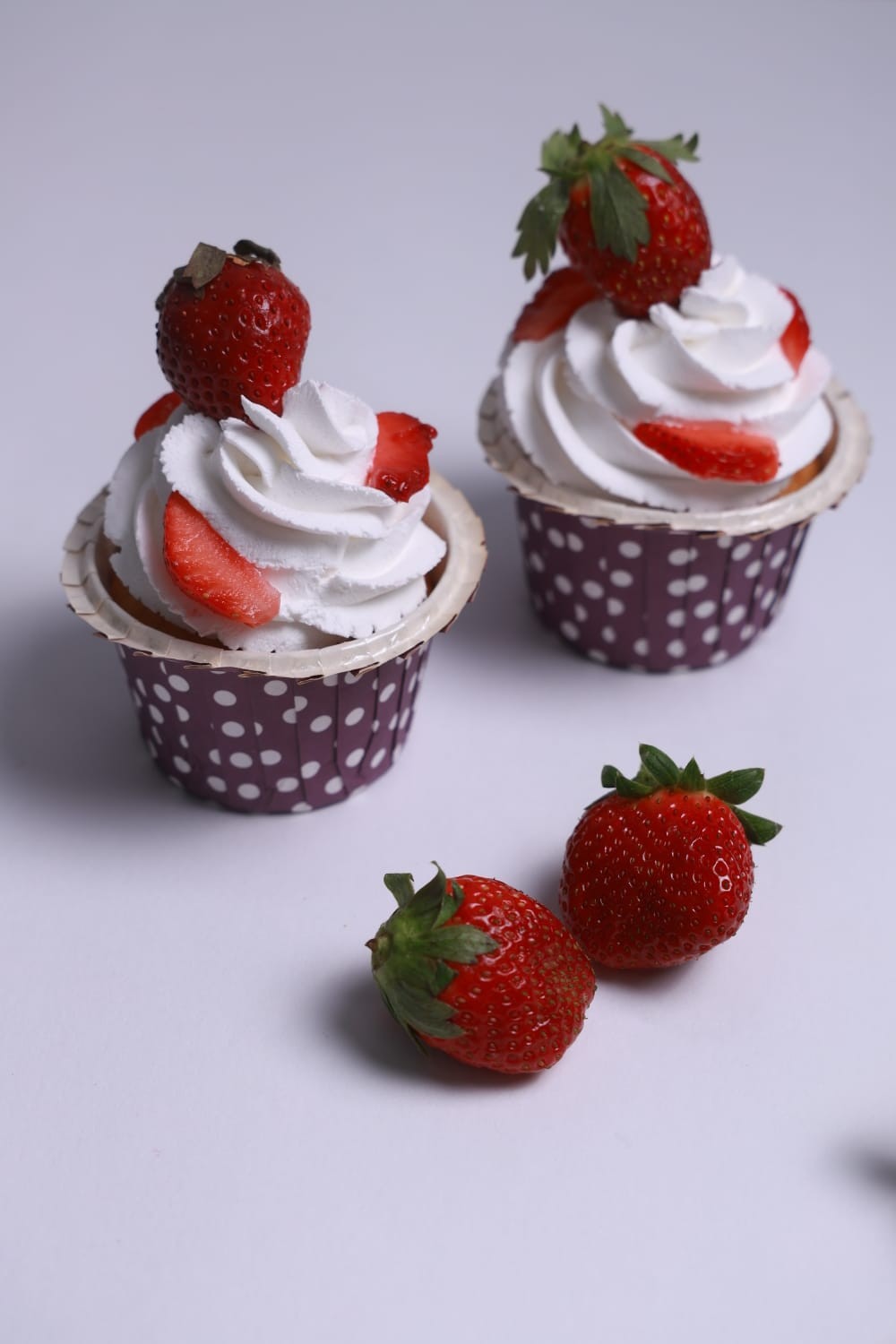 Strawberry Cupcakes (seasonal) (6pcs)